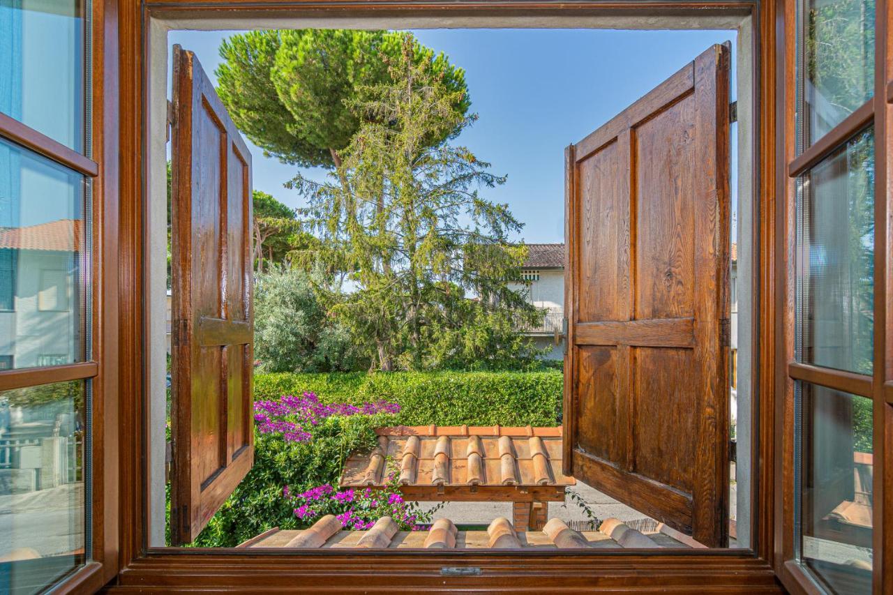 Villa Il Fortino Λίντο ντι Καμαϊόρε Εξωτερικό φωτογραφία