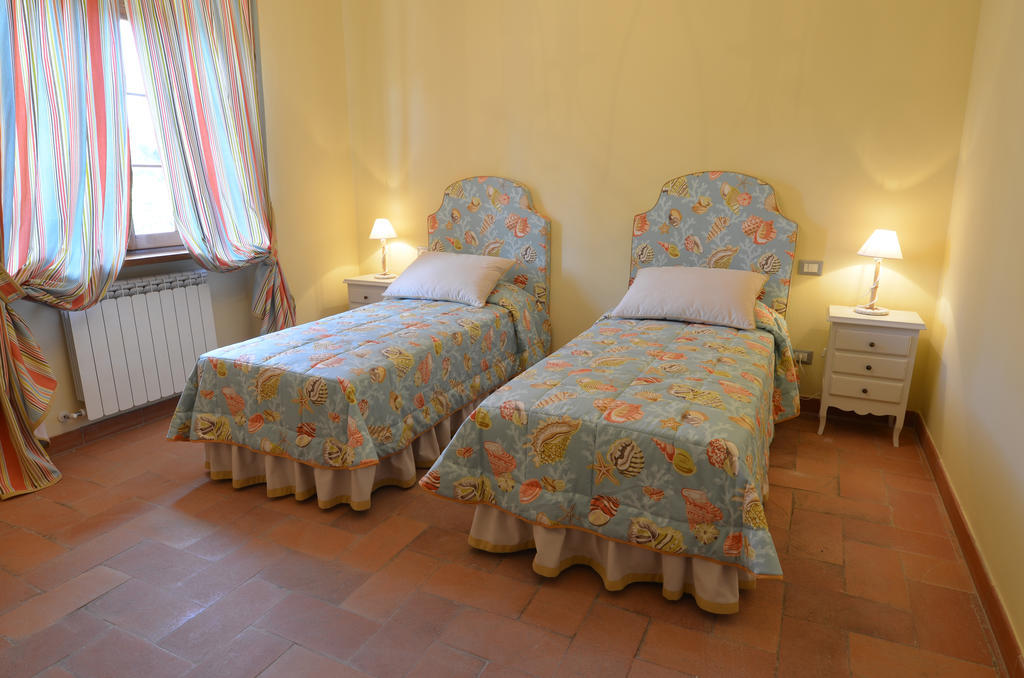 Villa Il Fortino Λίντο ντι Καμαϊόρε Δωμάτιο φωτογραφία