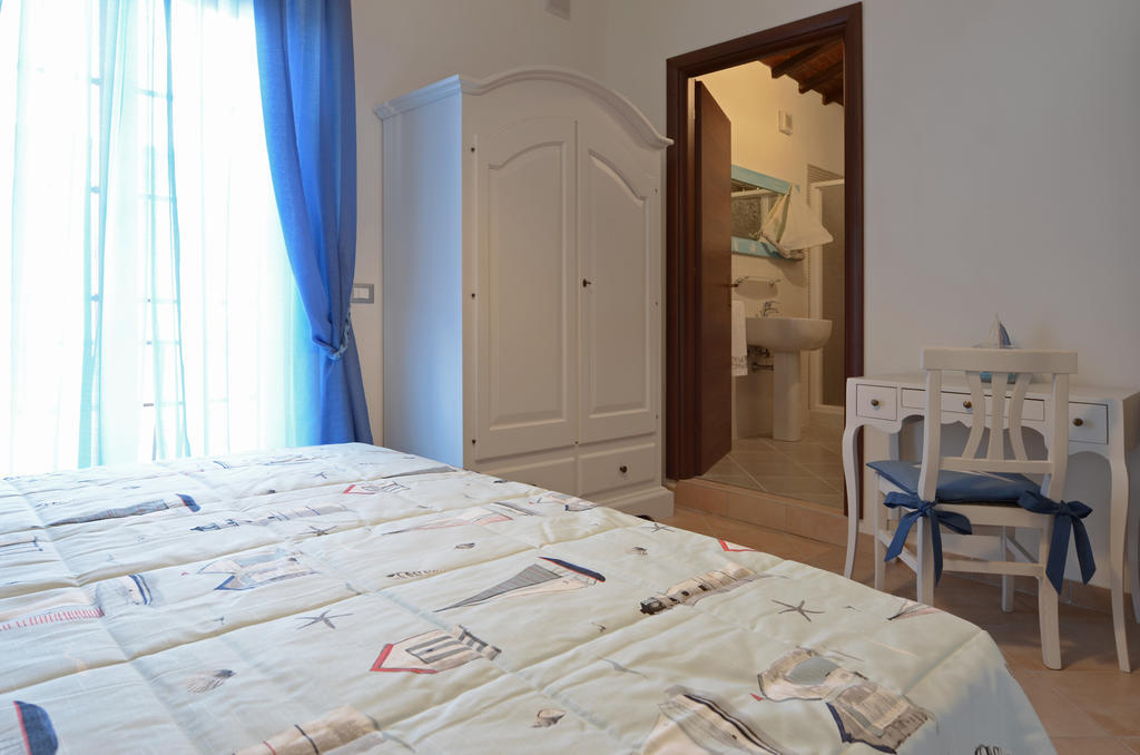 Villa Il Fortino Λίντο ντι Καμαϊόρε Δωμάτιο φωτογραφία