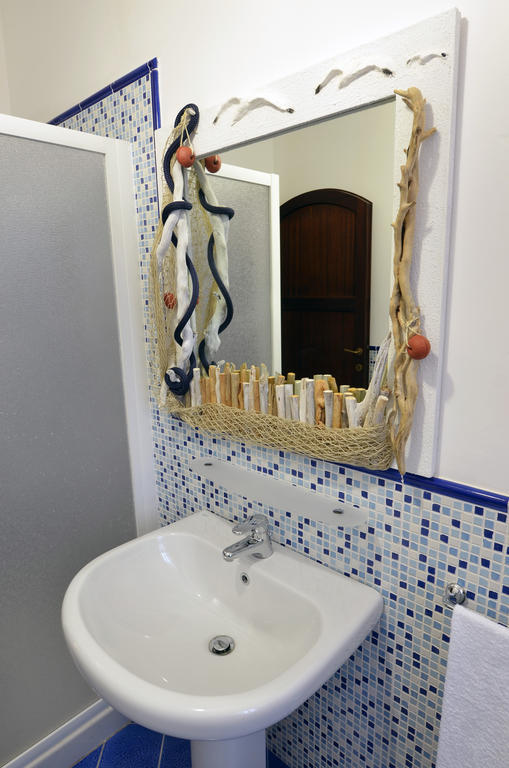 Villa Il Fortino Λίντο ντι Καμαϊόρε Δωμάτιο φωτογραφία