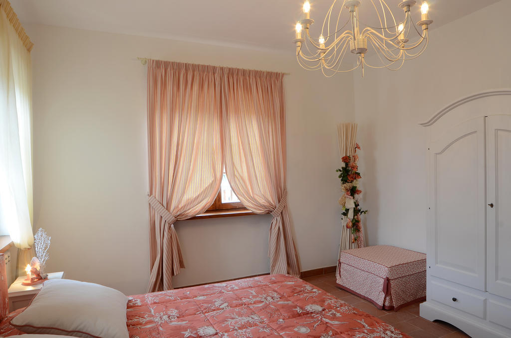 Villa Il Fortino Λίντο ντι Καμαϊόρε Δωμάτιο φωτογραφία